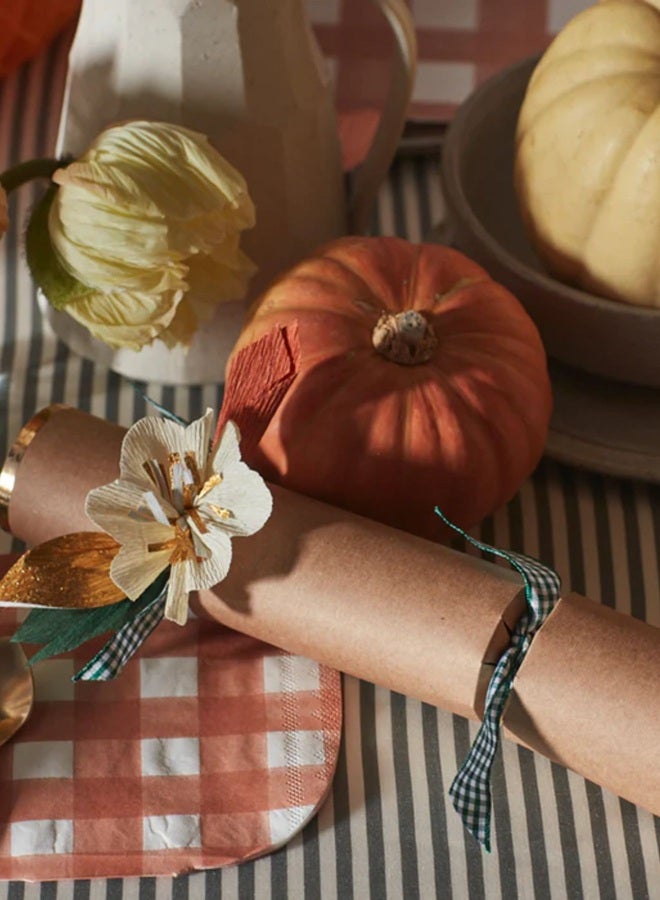 Meri Meri Fall Flower Crackers  - Image 3