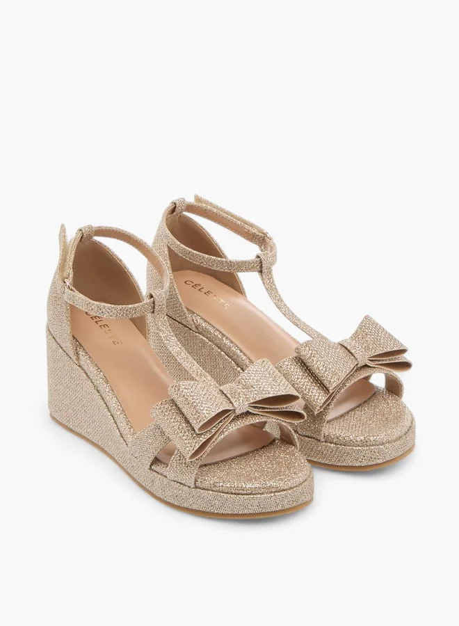 سيليست صنادل بناتي بكعب إسفين مزينة بإغلاق لاصق