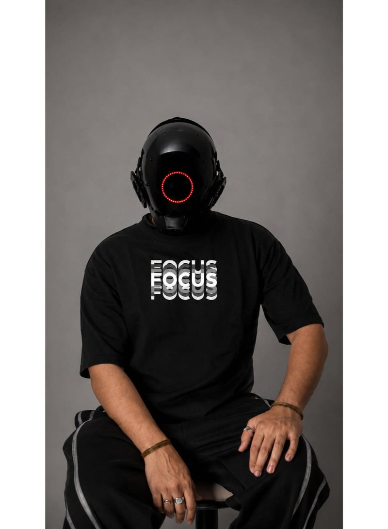 تي شيرت  أسود فضفاض مع طباعة رسومية FOCUS ونمر - Image 2