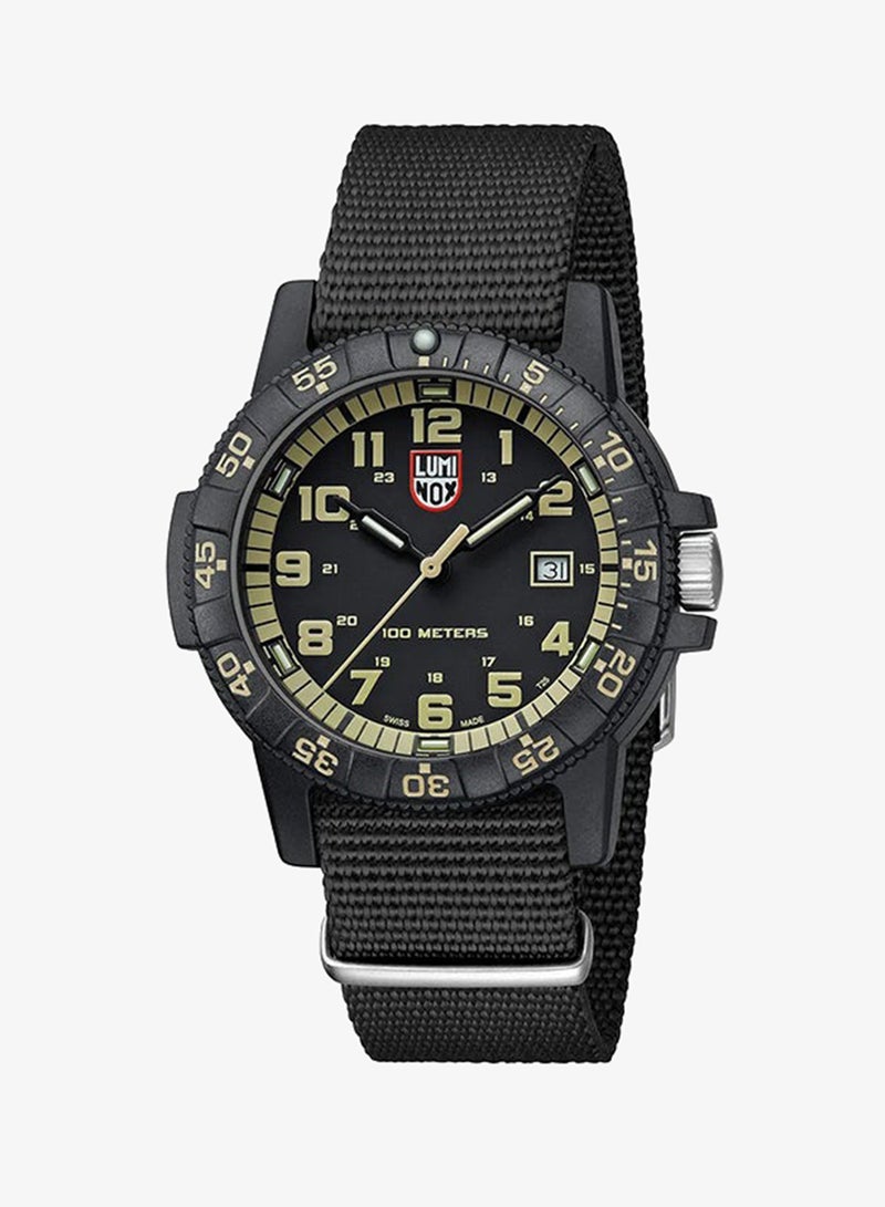 Luminox Men's Analog Round Shape Nylon Wrist Watch XS.0333 - 44 Mm - Image 4