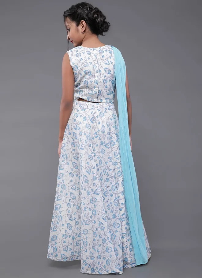 أيه كيه إس لباس ليجها تشولي مطبوع باللونين الأزرق والأبيض للفتيات