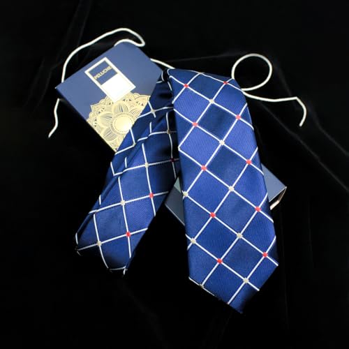 Peluche Alluring Checks Necktie For Men - Image 2