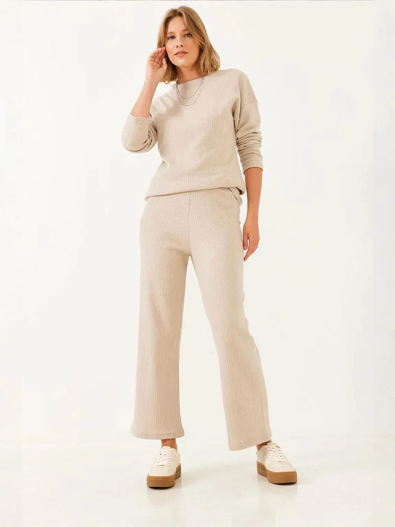 Bianco Lucci LUCCI Ribbed Textured Crew Neck Sweater and Pants Set