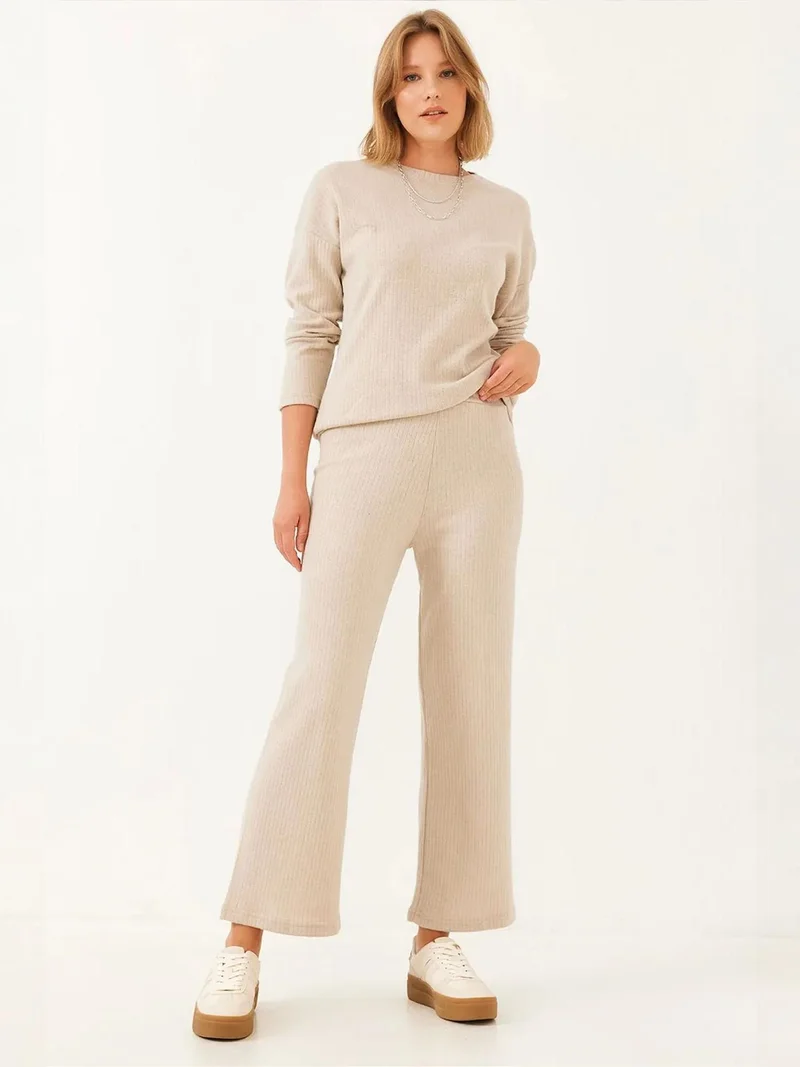 Bianco Lucci LUCCI Ribbed Textured Crew Neck Sweater and Pants Set