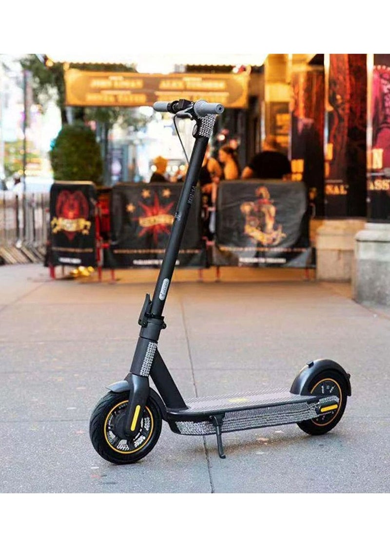 SEGWAY - Ninebot Foldable KickScooter MAX G30P II, Powered by Segway, Longest range of 45 km 25 miles Max 30 km per hour Speed Power 20mW - Image 1