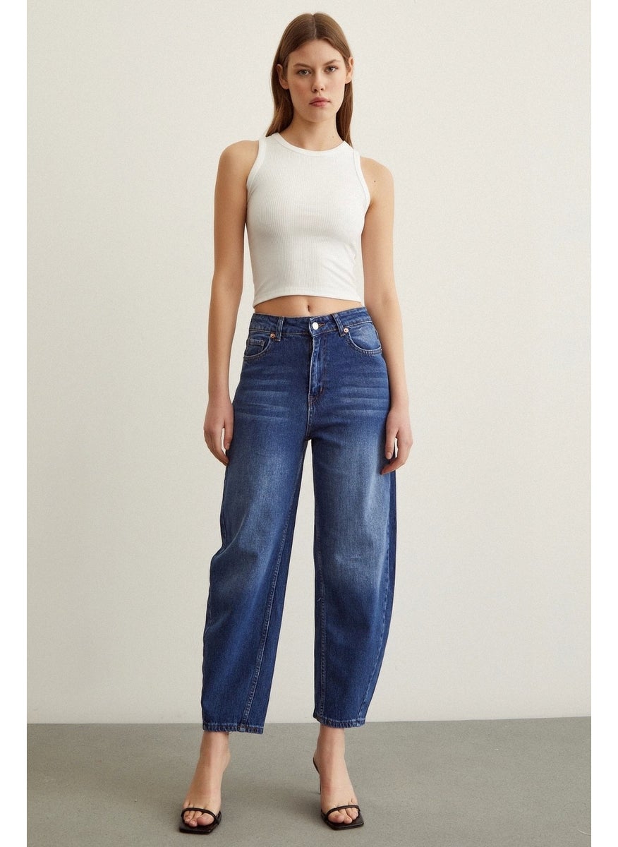 High Waist Mom Jeans Blue - pzsku/ZDFE736D6333145652358Z/45/_/1741336231/34653755-5136-4740-aca2-d43e875c9319