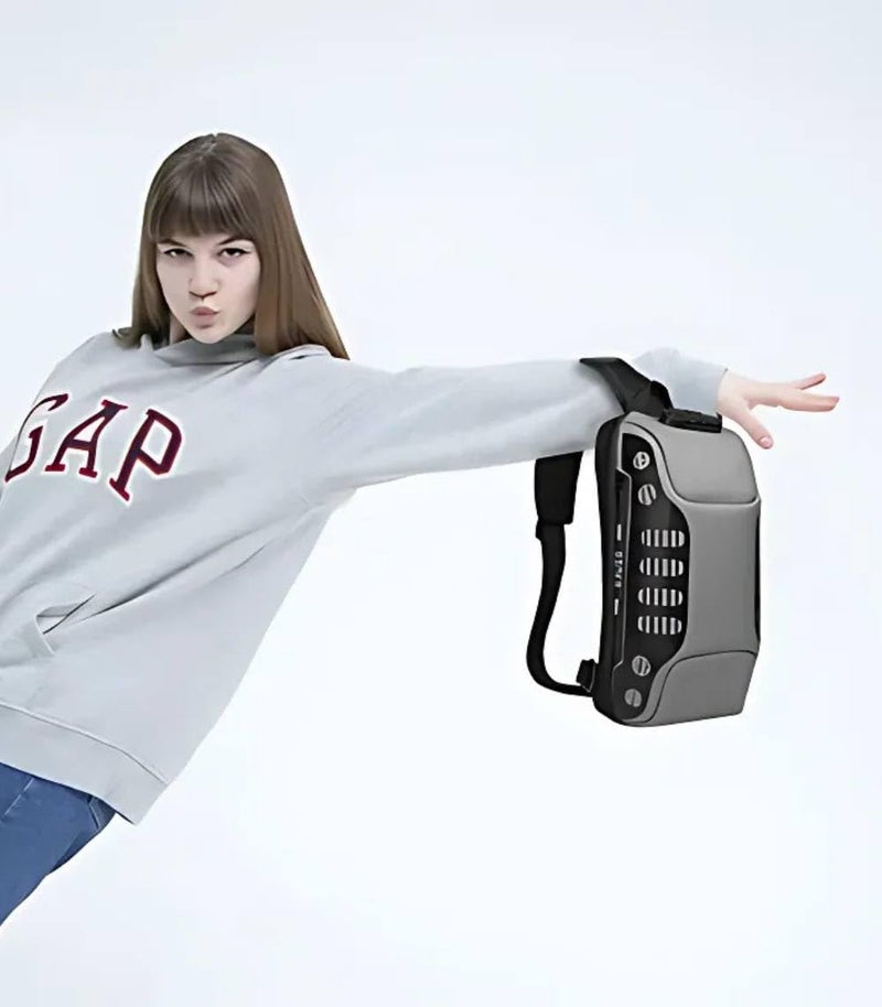 OZUKO حقيبة صدر مضادة للسرقة مقاومة للماء للرجال مع منفذ USB، حقيبة كتف عابرة للركوب والرحلات الأساسية، رمادي، 9339 - Image 2