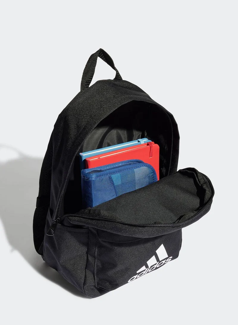 adidas شنطة ظهر بجيب امامي