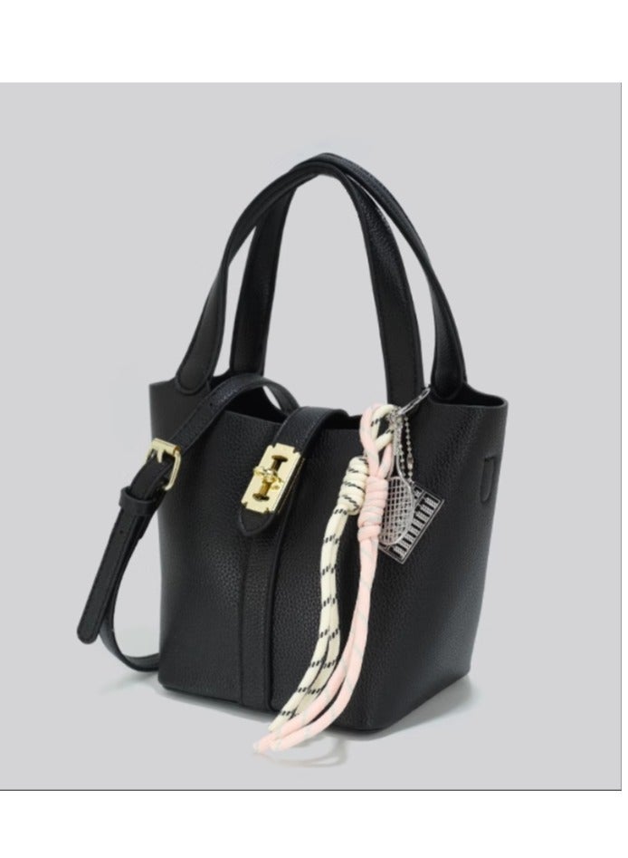 CEEKAY Versatile Chain Niche High-End Crossbody Bag - Image 3