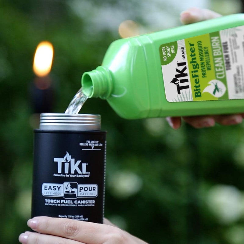 TiKi وقود مصباح طارد البعوض TIKI Clean Burn - 1/4 جالون (32 أونصة)، خالي من الدخان وقليل السخام، سيترونيلا، طارد البعوض، تركيبة نباتية للاستخدام الخارجي، الفناء، الحديقة والفناء الخلفي، - Image 3