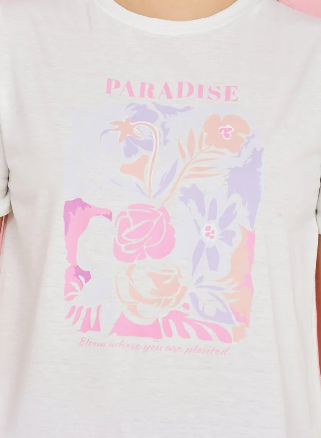 Styli Ruffle Hem Graphic T-Shirt & Shorts Set