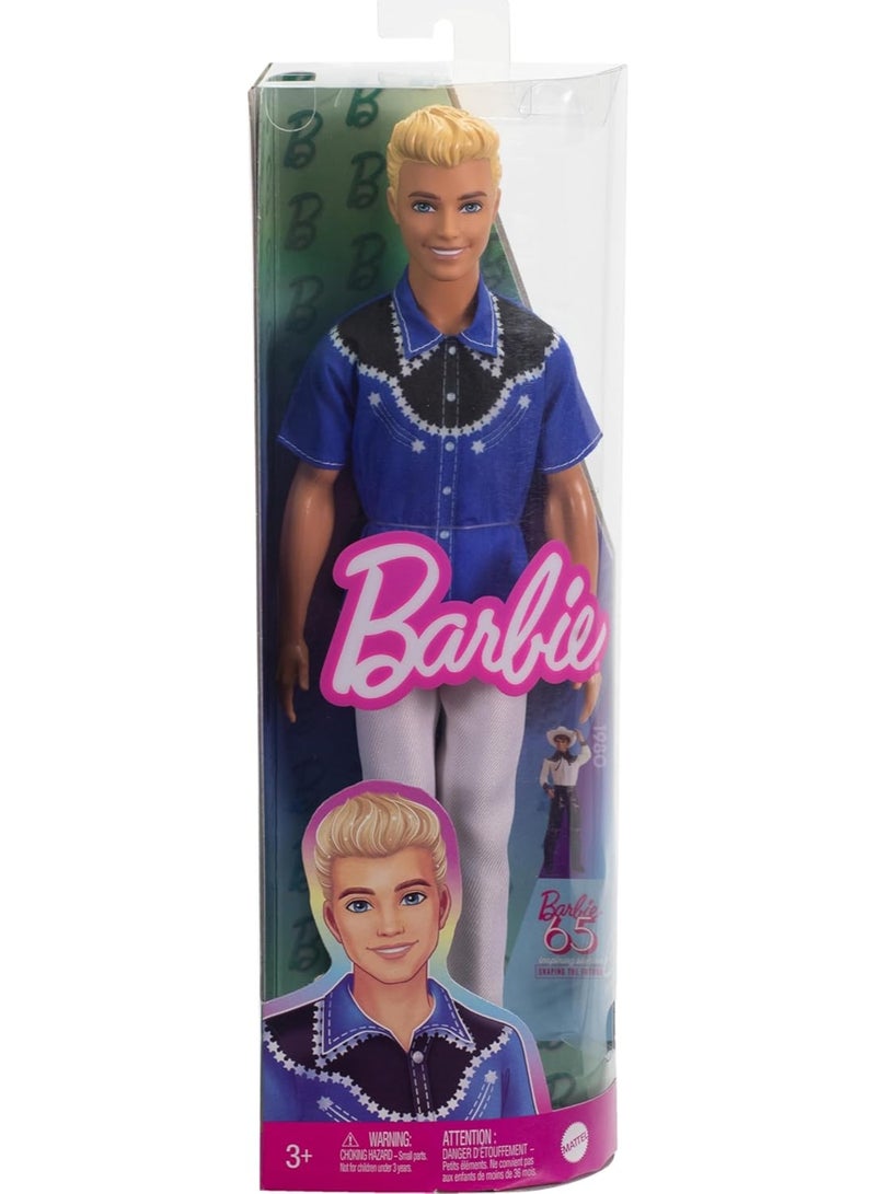 باربي دمية "كين" من مجموعة Barbie Fashionistas، إصدار تذكاري بمناسبة الذكرى الخامسة والستين، مع زي غربي وحذاء طويل. - Image 2