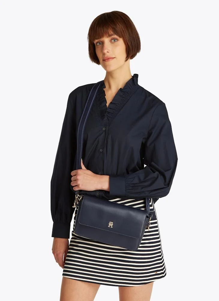 TOMMY HILFIGER CONVERTIBLE CROSSBODY BAG
