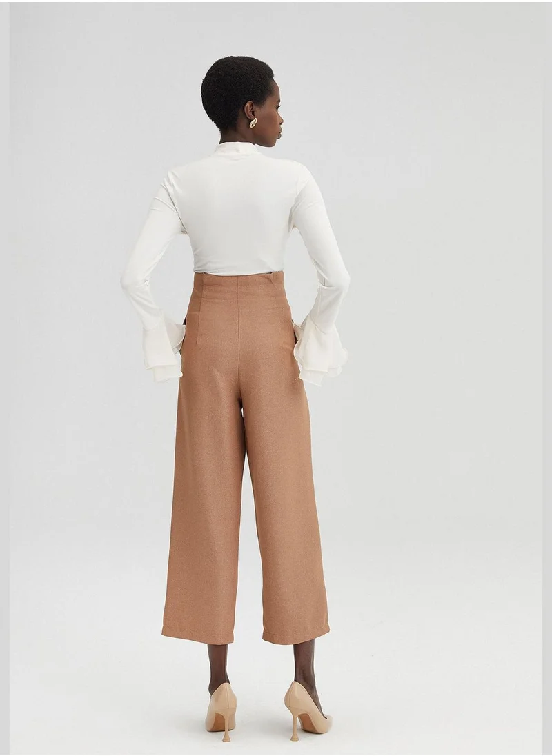 Touche HIGH WAIST TROUSERS WITH EPOULET