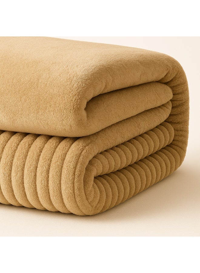 مينج لي مفرش شتوي فرو فاخر نفرين – طقم سرير 8 قطع بتصميم هندسي ناعم مقاس كبير 230×250 سم - Image 3