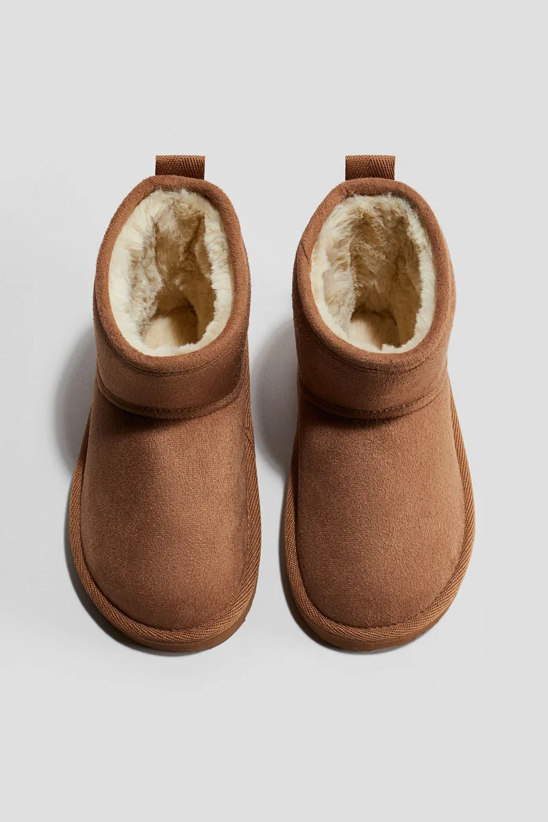 اتش اند ام بوت مبطن يمنح الدفء