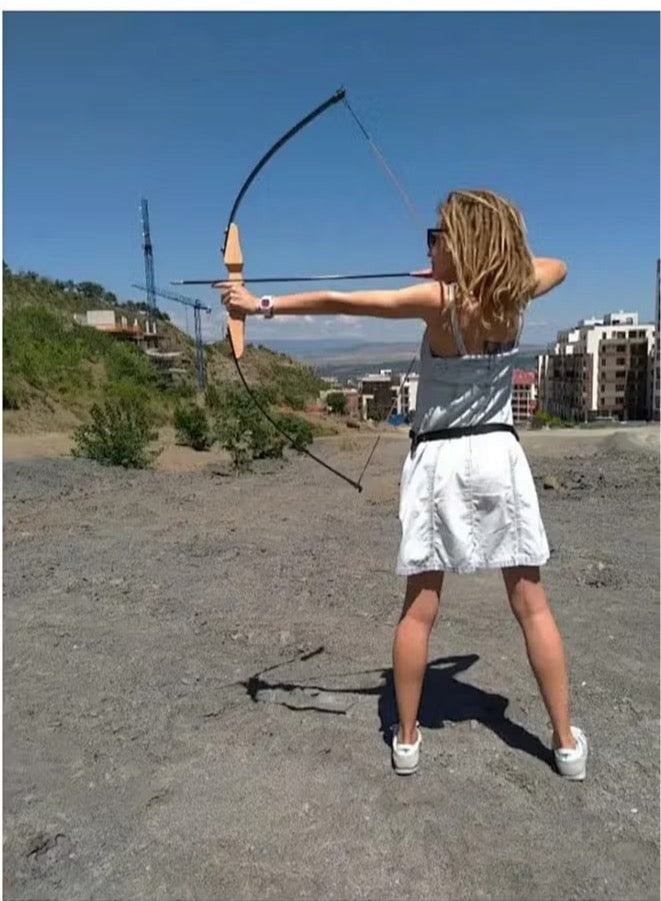 LWANO Bow and Arrow Set for Teens, Beginner Practice Bow, Youth Archery Kit with 6 Arrows and Accessories - Image 3