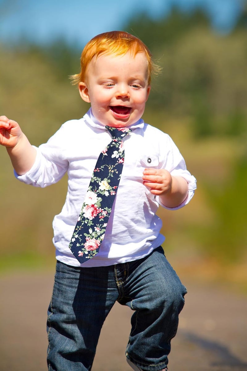 BELLUNO Boys' Floral Ties, Hook and Loop Pre-tied Flower Ties for Little Kids and Pre-teens - Image 3