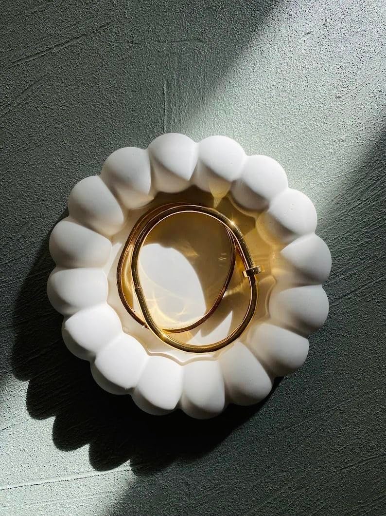 TREETRUNK® Big Bubble | Cement Tray | Aesthetic Tray | Minimalist Decor | Trinket | Modern Home Decor | New Home Gift | Multipurpose (13.8×13.8cm) (Off White) - Image 2