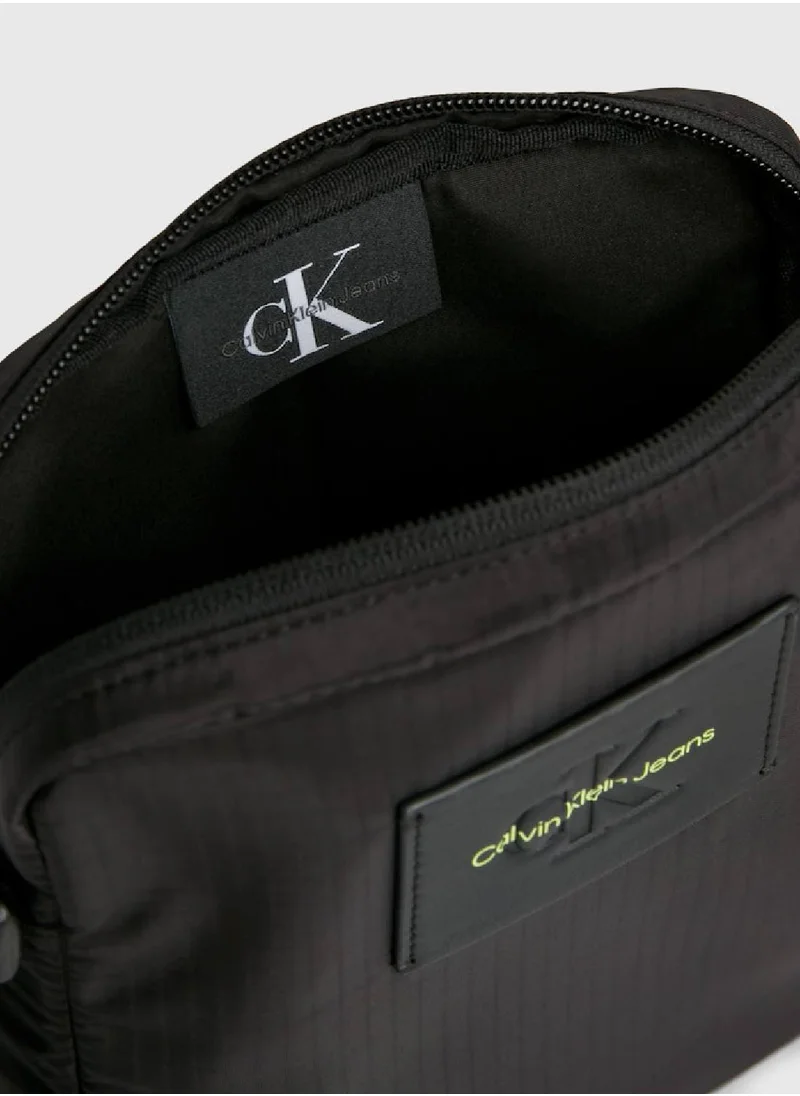 Calvin Klein Jeans Men's Logo Reporter Bag - Nylon, Black