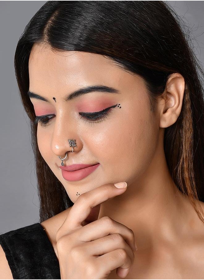 VOYLLA Nrityotsava Advika Nose Pin  - Image 5