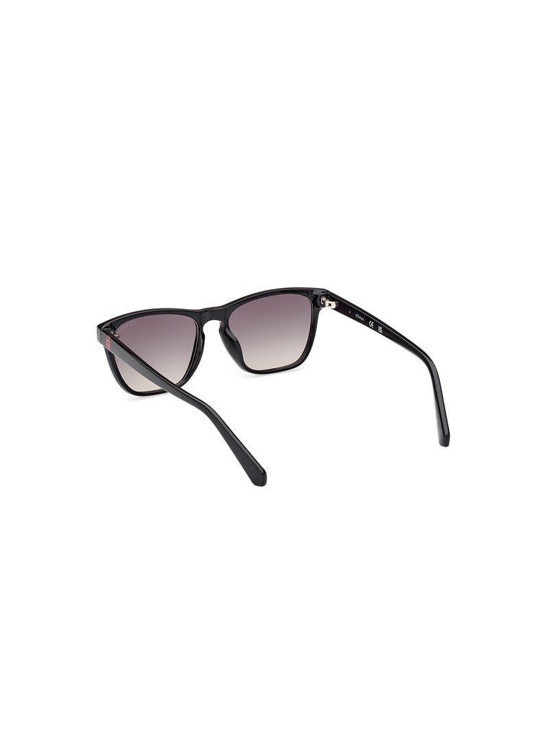 GUESS Boys UV Protection Square Shape Sunglasses - GU0012901B49 - Lens Size: 49 Mm - Shiny Black  - Image 3