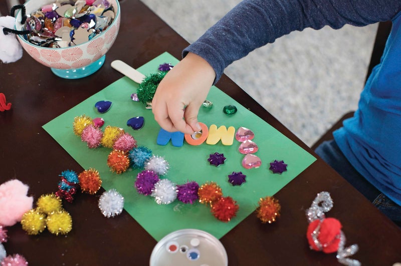 Creativity Street CHENILLE KRAFT 1 INCH GLITTER POMS - 40 PACK - Image 4