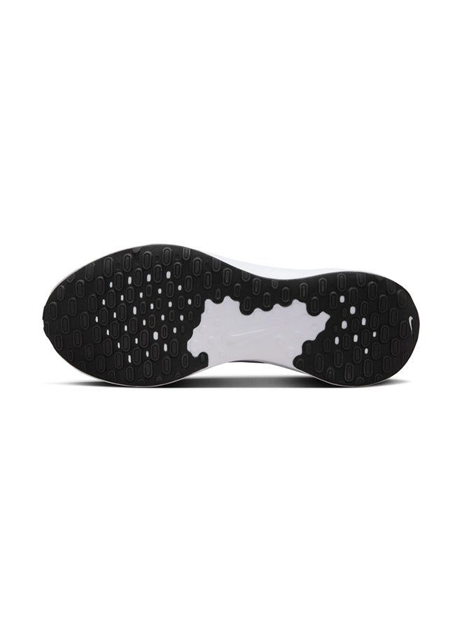 Nike - Nike Revolution 7 - Image 1