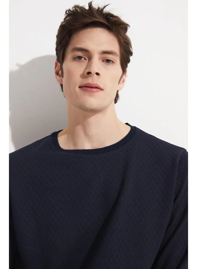 جون June Exclusive Men Textured Crew Neck Sweatshirt Navy