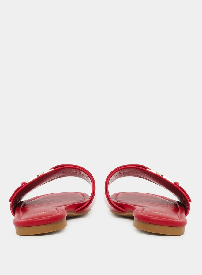 Styli Patent Design Buckle Detail Flat Sandals