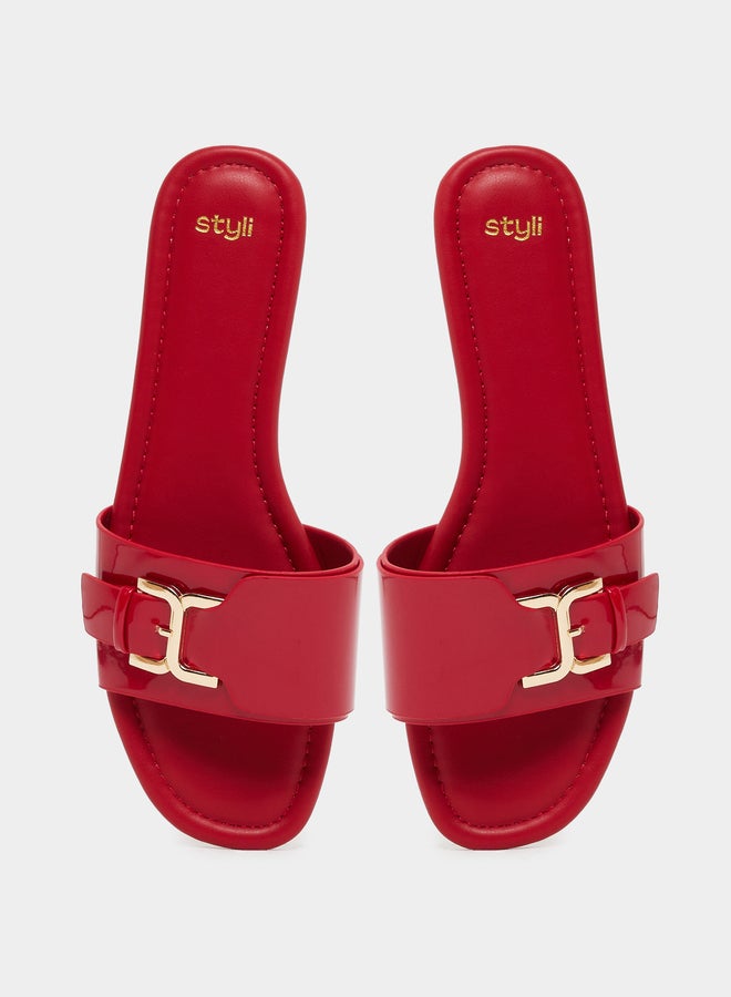 Styli Patent Design Buckle Detail Flat Sandals - Image 5