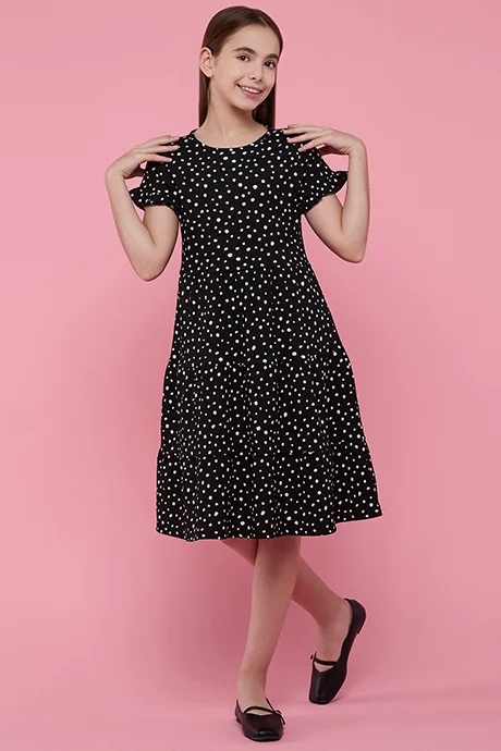 R&B Printed Tiered Dress with Crew Neck and Puff Sleeves