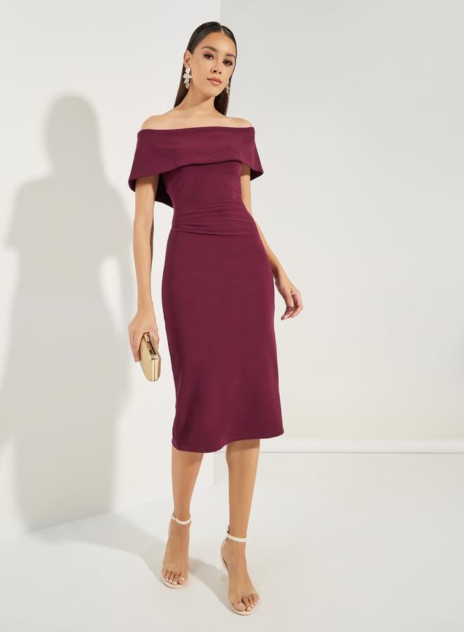 ستايلي فستان ميدي ضيق بياقة مكشوفة وكتف واحد سادة - Image 1