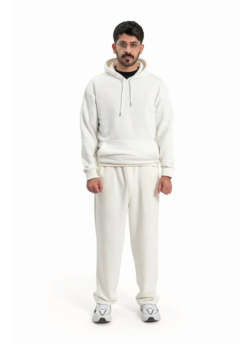 وي كرييت Men White Hoodie and Pants Set by WECRE8
