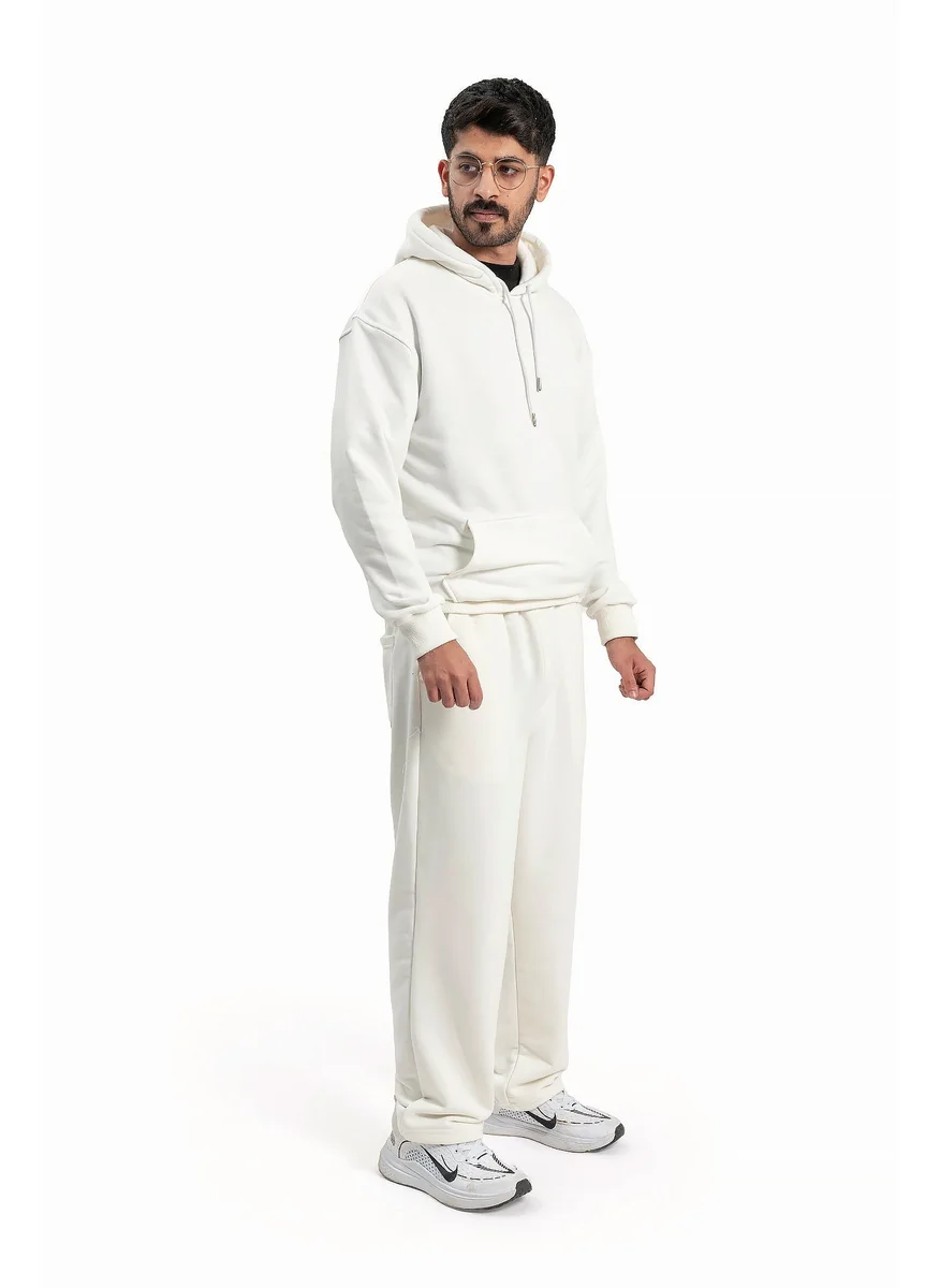 وي كرييت Men White Hoodie and Pants Set by WECRE8