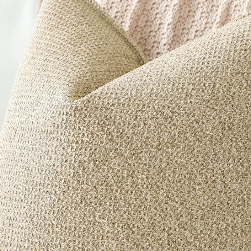 Sungeek Set of 2 Soft 3D Plaid Cushion Covers, Decorative Cushion Covers, Wrapped Edge Cushion Cover, Decorative Cushion Cover for Sofa, Couch, Bedroom, Living Room (Light Khaki, 50 x 50 cm) - Image 2