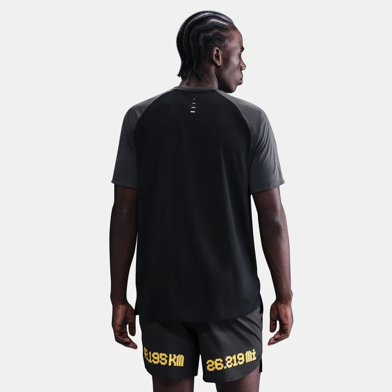 Nike Men's City Marathon Stride Running T‑Shirt