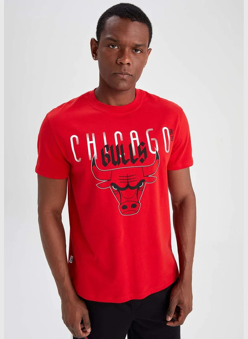 ديفاكتو Man NBA Chicago Bulls Licenced Knitted T-Shirt