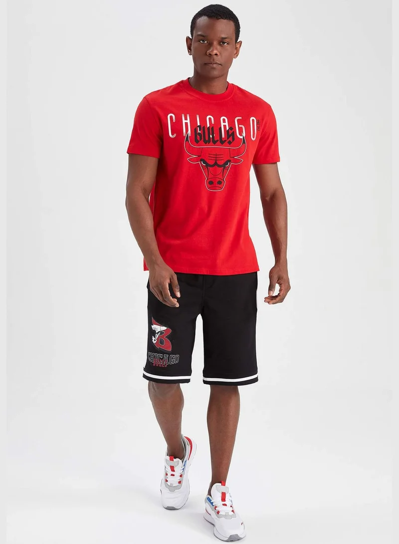 ديفاكتو Man NBA Chicago Bulls Licenced Knitted T-Shirt