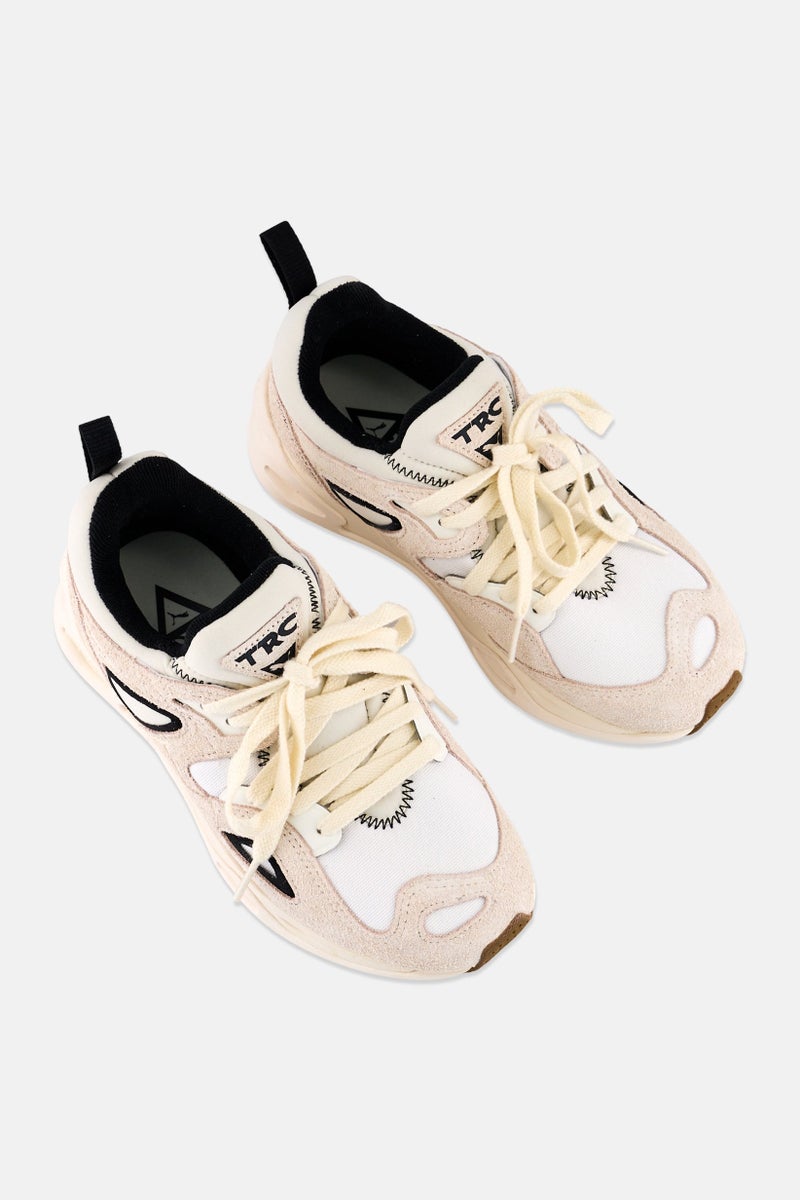 PUMA أحذية خارجية للأولاد من TRC بلون البيج مزودة بأربطة - Image 4