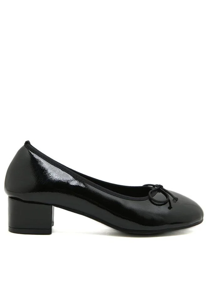 Sneak-a-Peek Patent Round Toe Block Heel Shoes by Styli