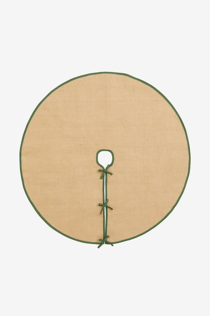 H&M Jute Christmas tree skirt
