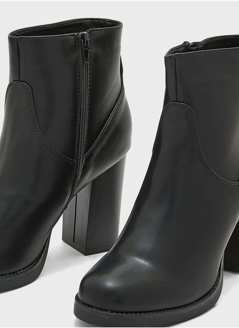 ترافل من نمشي Platform Block Heel Ankle Boots