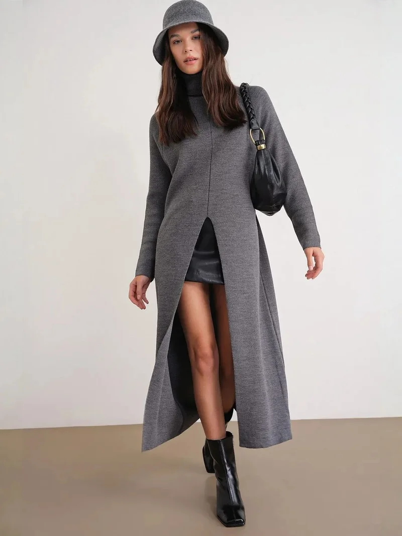 ميكسراي MIXRAY Turtleneck Knit Maxi Dress with Slit