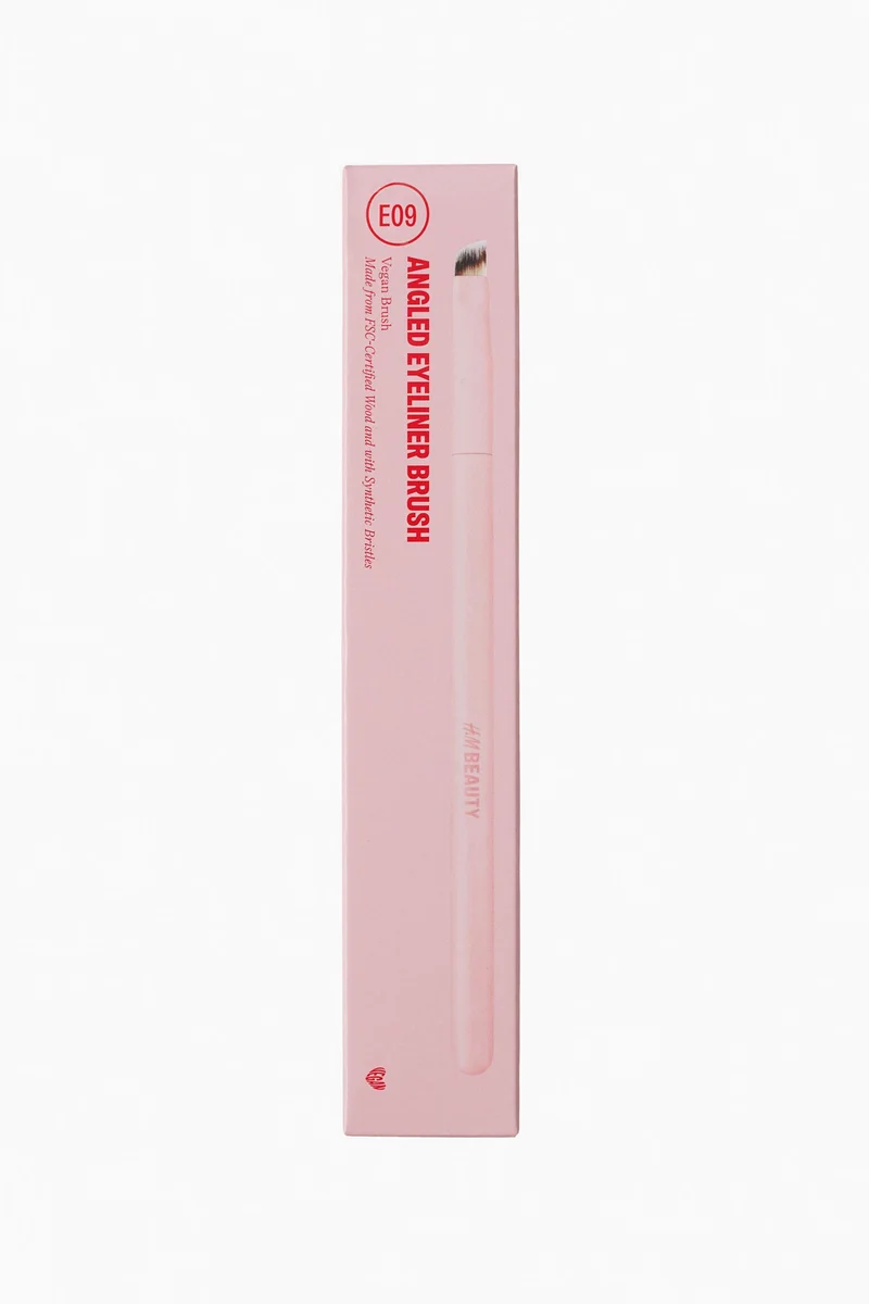 H&M Angled eyeliner brush