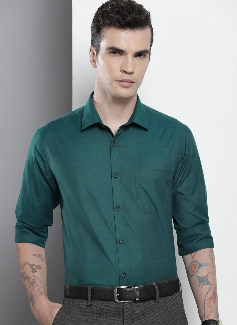 The Indian Garage Co Men Slim Fit Solid Full Sleeves Cutaway Collar Formal Shirt