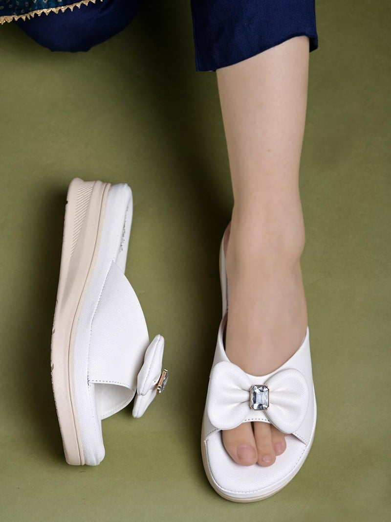 Shoetopia Women Pull On Platform Heels - Image 4