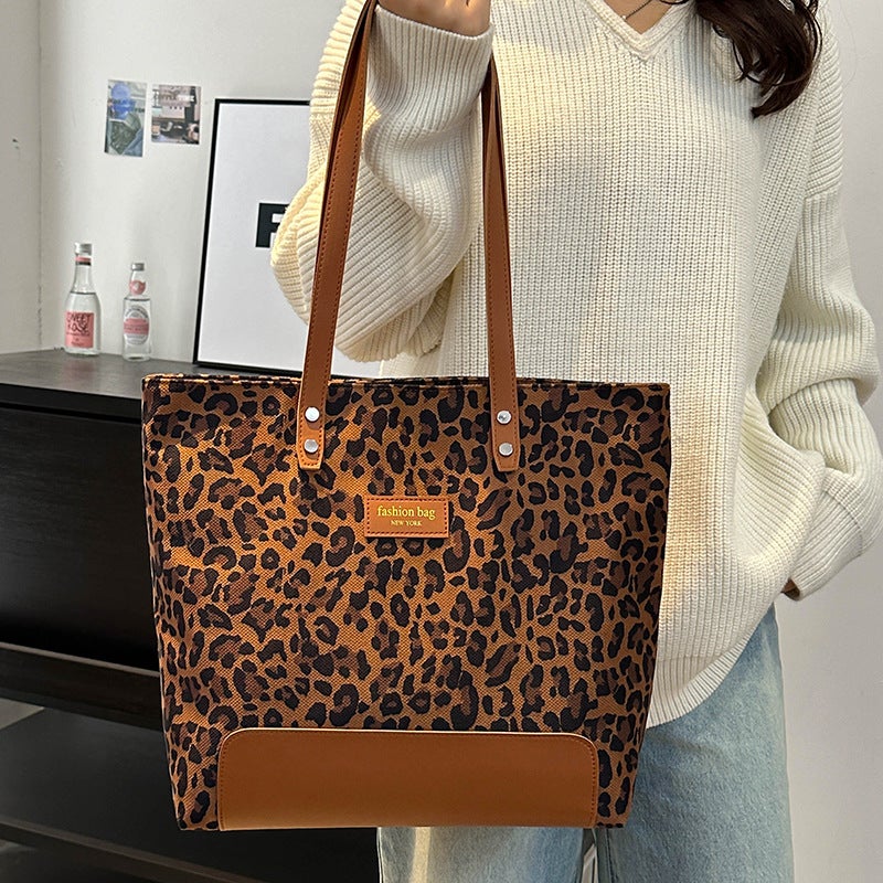 Retro Leopard Print Canvas Large Capacity Tote Bag Explosions Women'S Bag Trend Shoulder Underarm Bag - Image 2