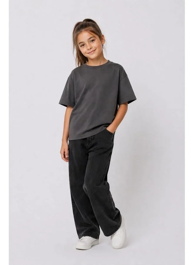Zuzunga Unisex Basic Short Sleeve Kids T-Shirt.
