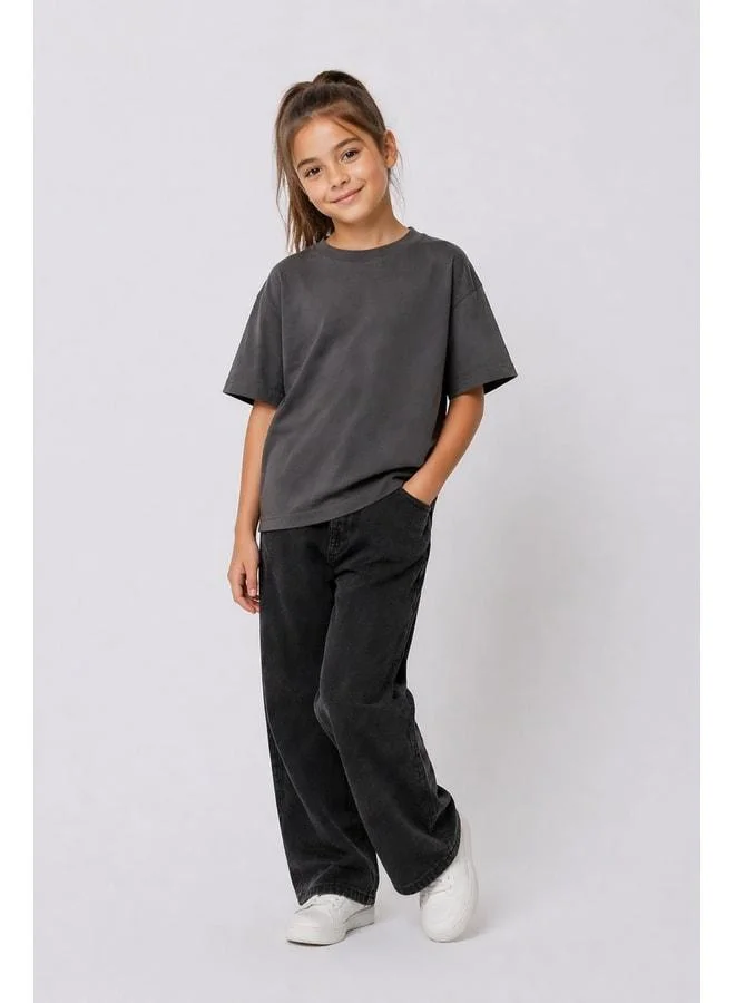 Zuzunga Unisex Basic Short Sleeve Kids T-Shirt.